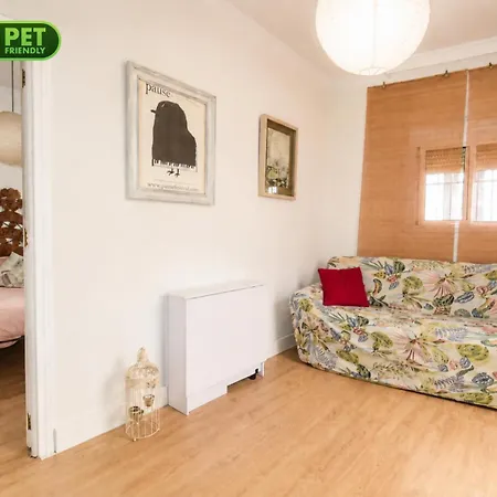 Casa Calma Con Patio. A 500 M De Puente Nuevo