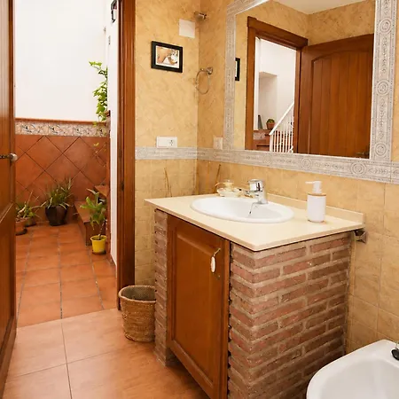 Semesterbostad Casa Calma Con Patio. A 500 M De Puente Nuevo Ronda